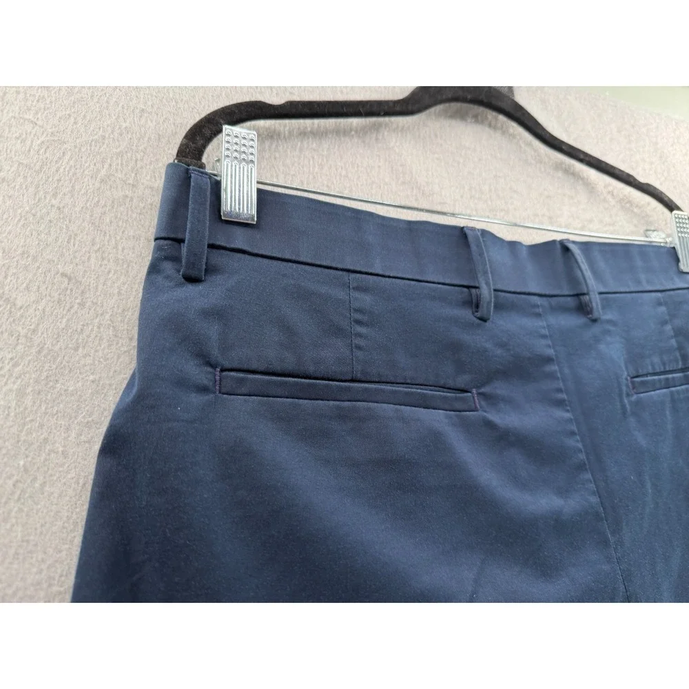 Banana Republic Chino Core Temp Shorts Mens‎ 33 Navy Bermuda Minimalist Preppy
